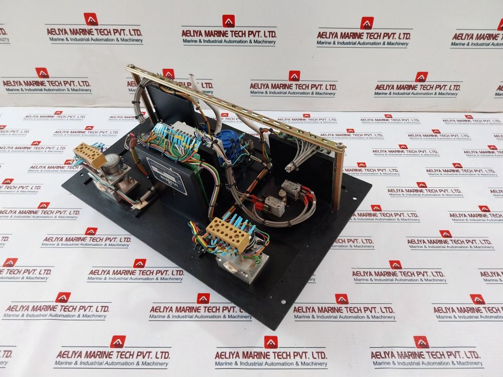 Ulstein Tenfjord E7021-10-35 Controller 96051 24V