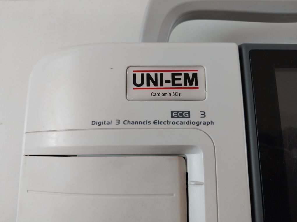 Uni-em Cardiomin 3C Ii Digital 3 Channels Electrocardiograph