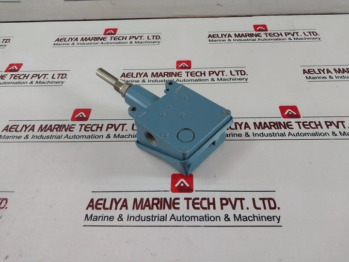 United Electric B117-120 90988 Pressure Switch