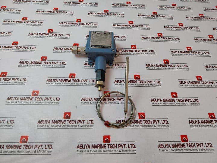 United Electric Controls 117 Series Pressure And Temperature Switch