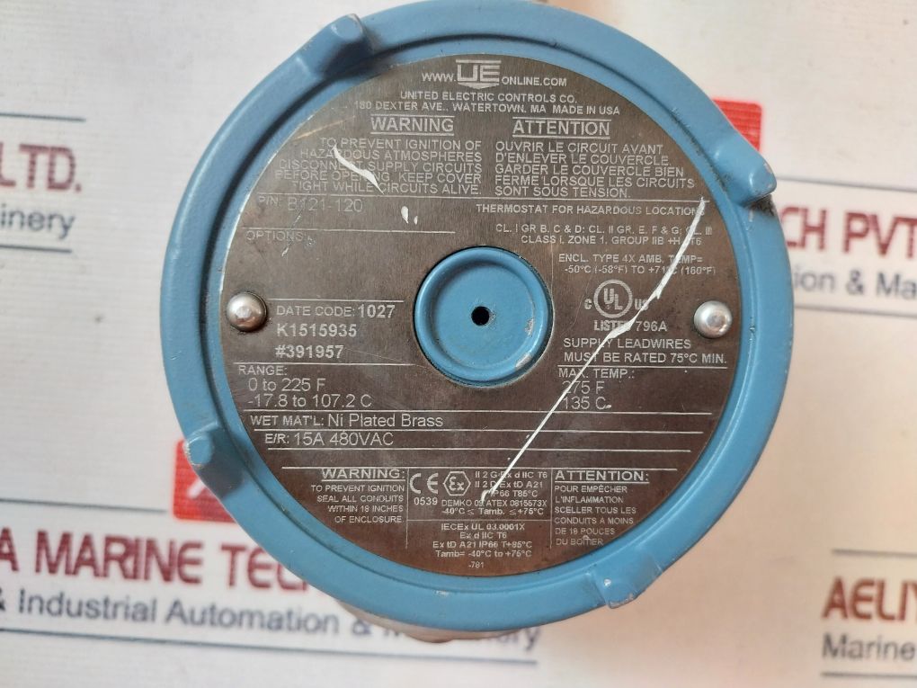 United Electric Controls B121-120 Temperature Switch