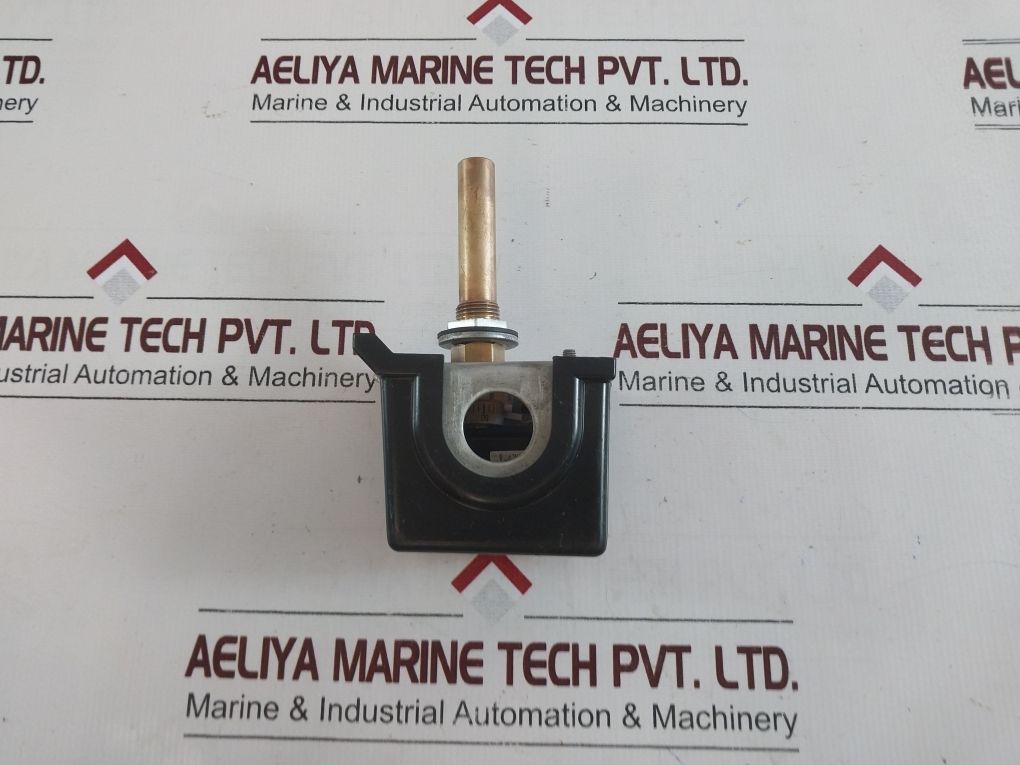 United Electric Controls B54-15696 Temperature Controller