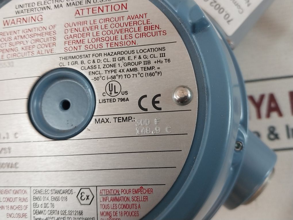 United Electric F120-15531 Temperature Switch 0 To 250 F