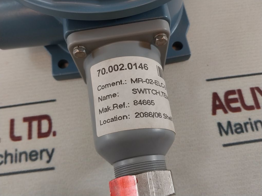 United Electric F120-15531 Temperature Switch 0 To 250 F