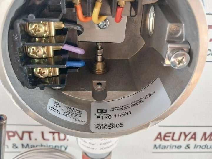 United Electric F120-15531 Temperature Switch 0 To 250 F