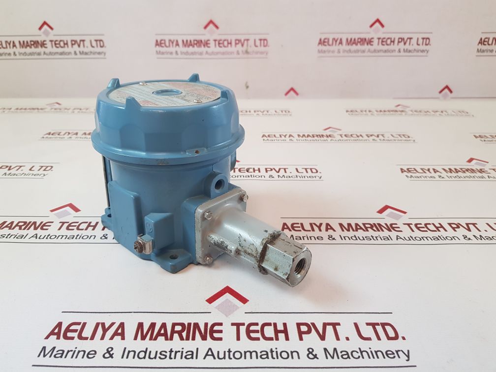 United Electric H122-614 Differential Pressure Switch 500 To 6000 Psi