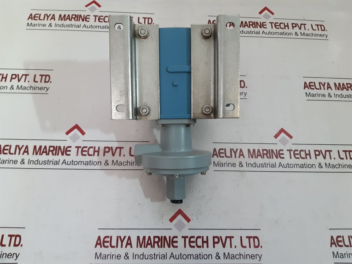 United Electric J120-15646 Pressure Switch