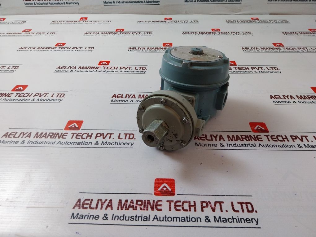 United Electric J120-452 Differential Pressure Switch