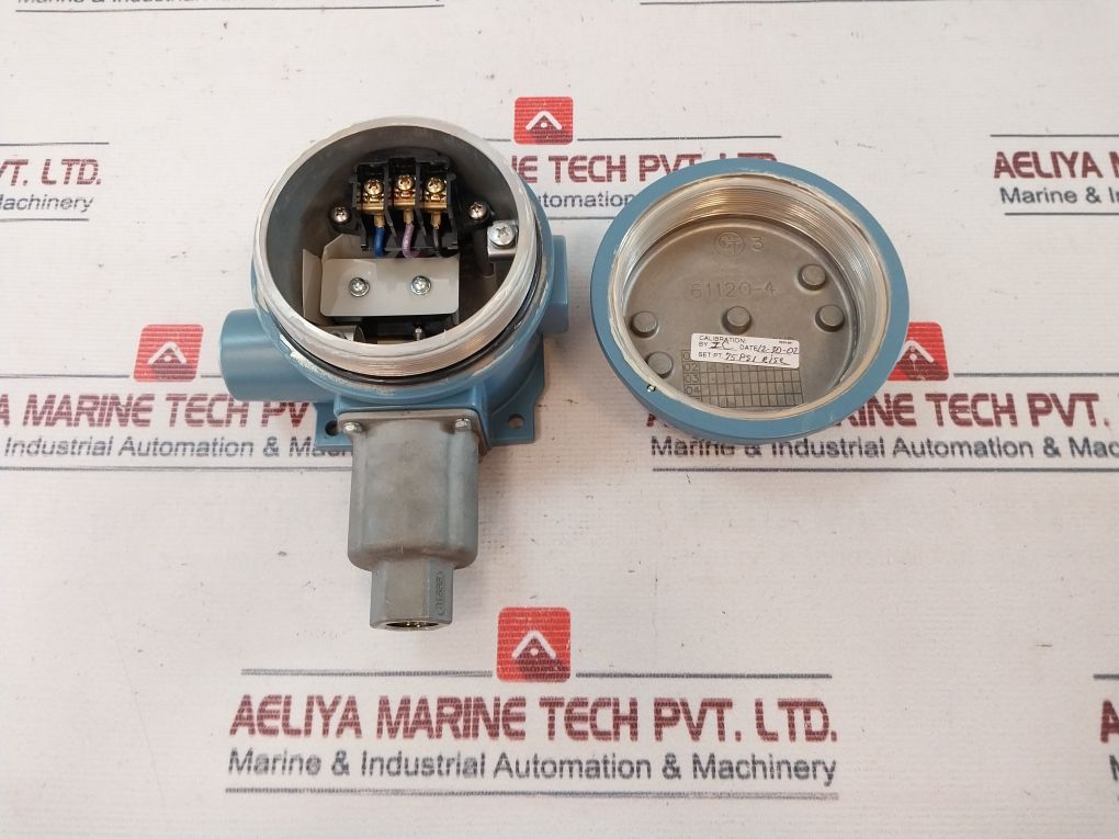 United Electric J120-s164B Pressure Switch 15A 480Vac