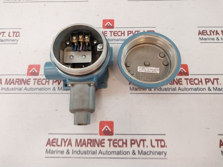 United Electric J120-s164B Pressure Switch 15A 480Vac