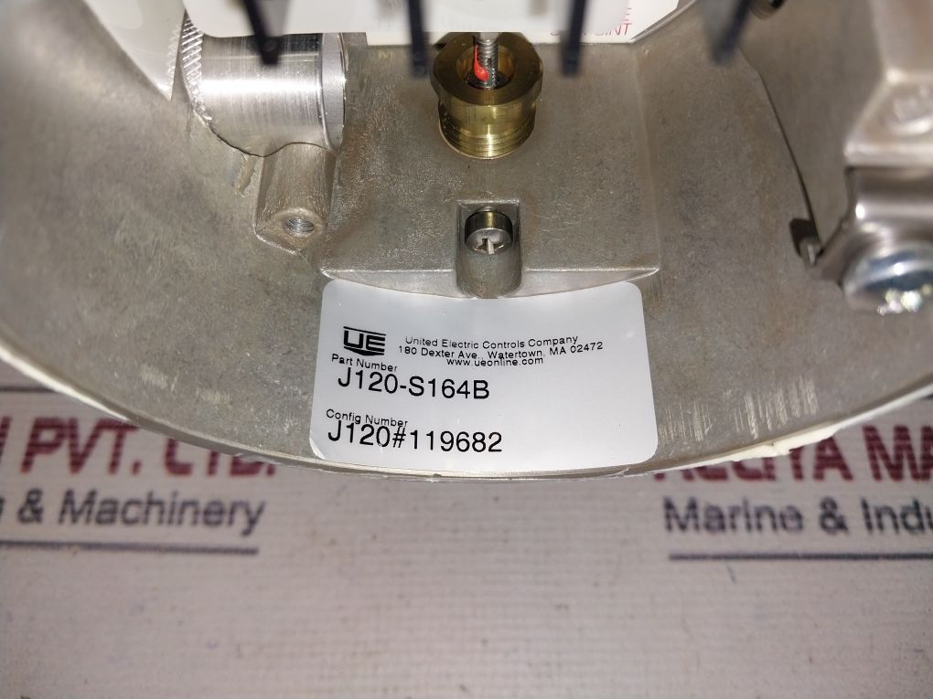 United Electric J120-s164B Pressure Switch 15A 480Vac