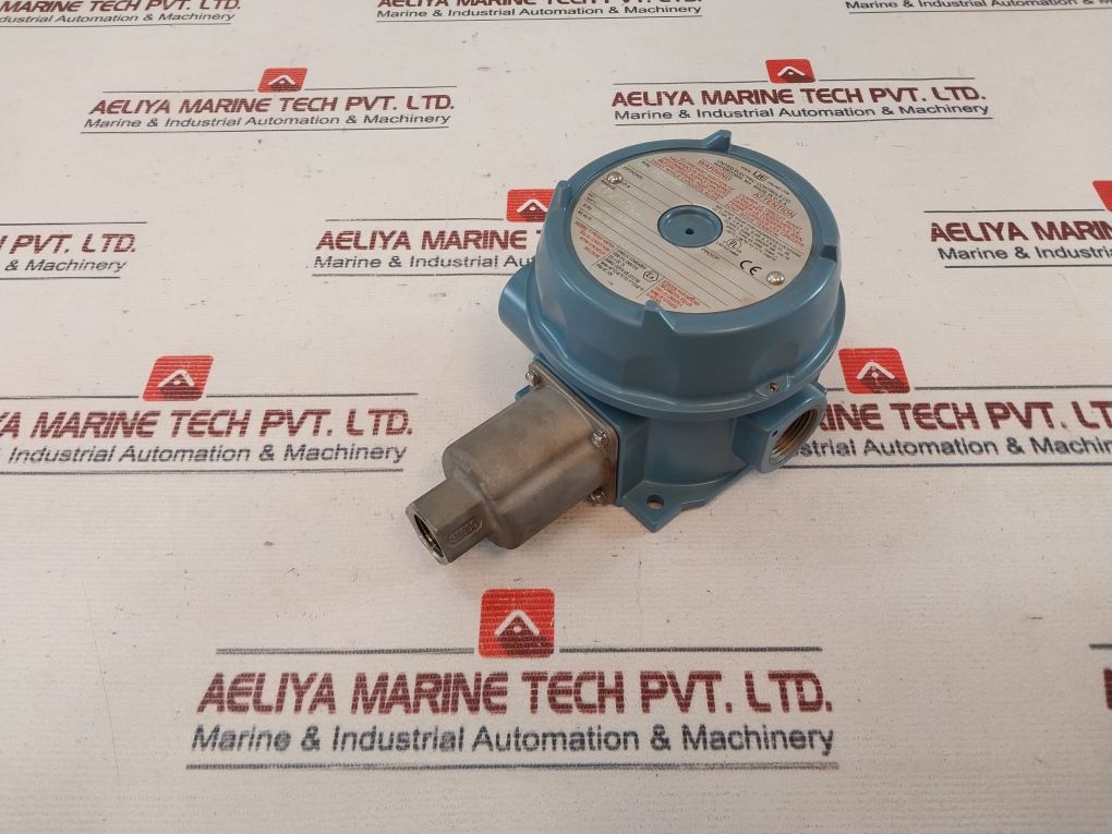 United Electric J120-s164B Pressure Switch 15A 480Vac