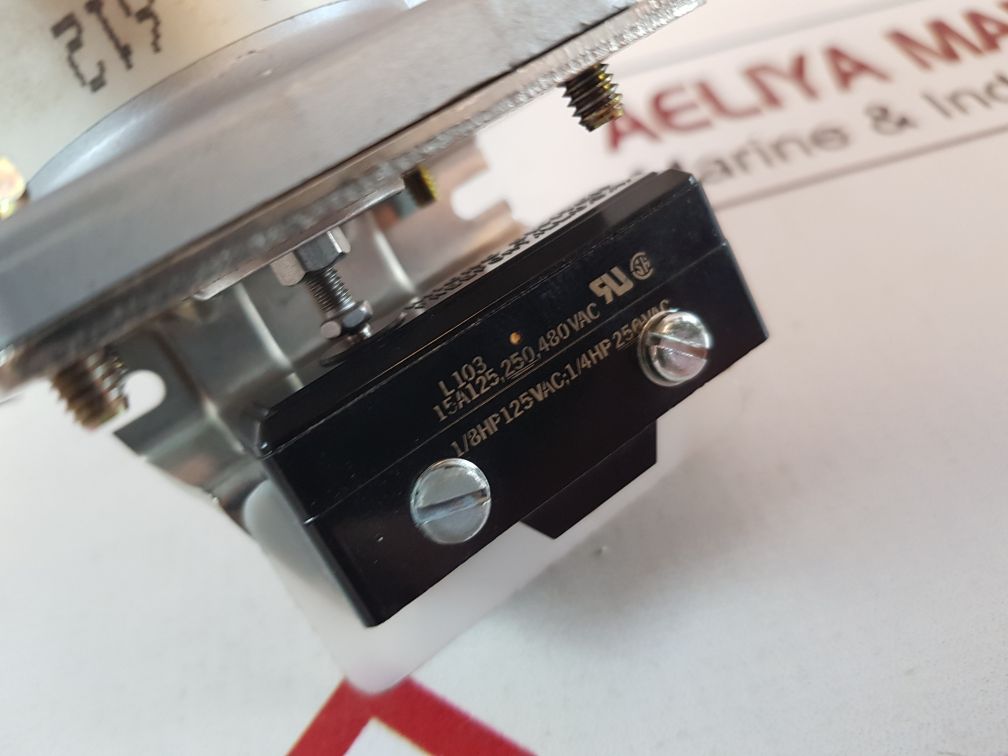 United Electric J54S 612 Pressure Switch