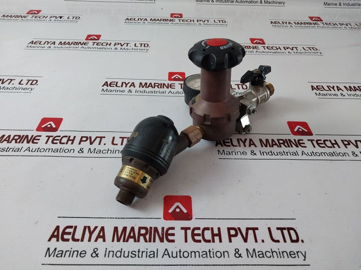 Unitor R700 Plus Acetylene Pressure Regulator Fr50 Flashback Arrester