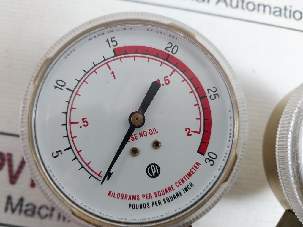 Uniweld Rv8011 Compressed Gas Regulator
