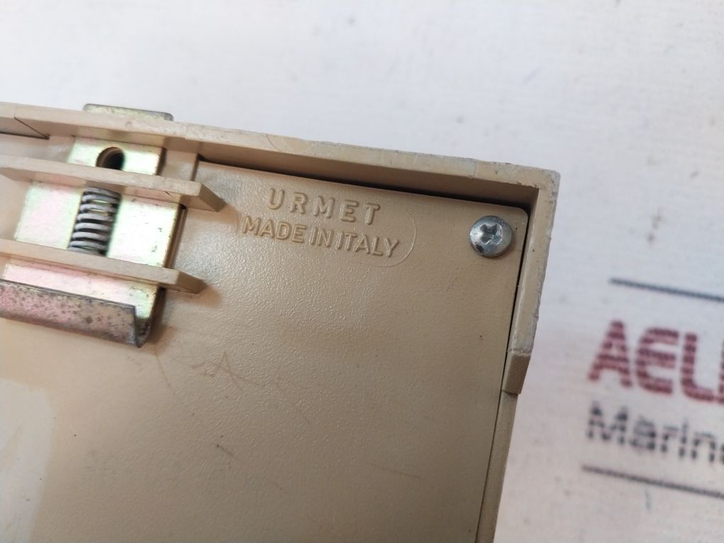 Urmet Sch.821 Telephone Call Repeater