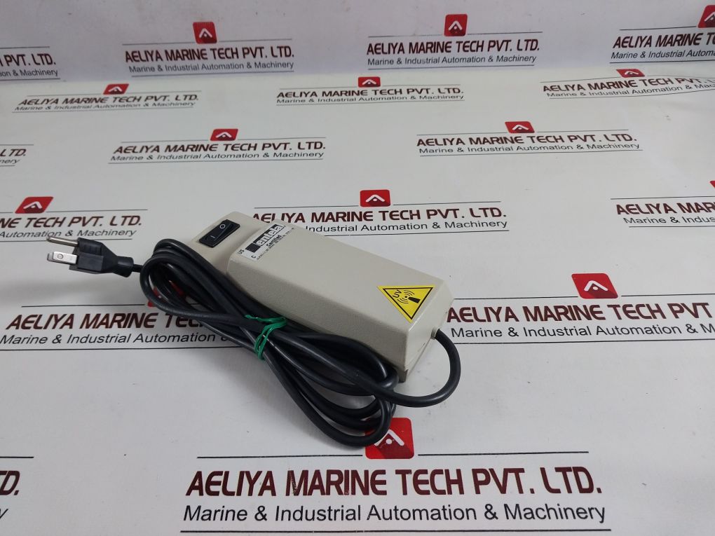 Uvp Uvl-21 Compact Uv Light Lamp 365Nm Uv. 4-watt