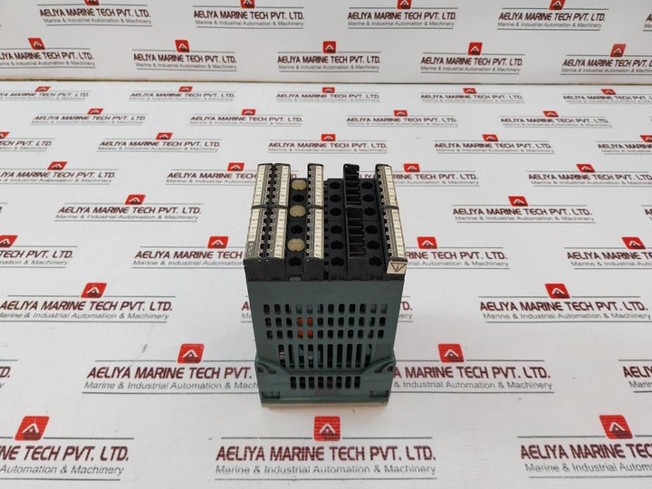 Vaf Instruments 3504 Process Control Equipment