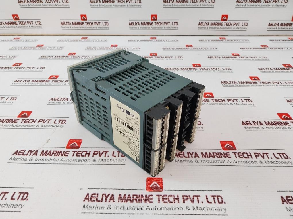 Vaf Instruments 3504 Process Control Equipment