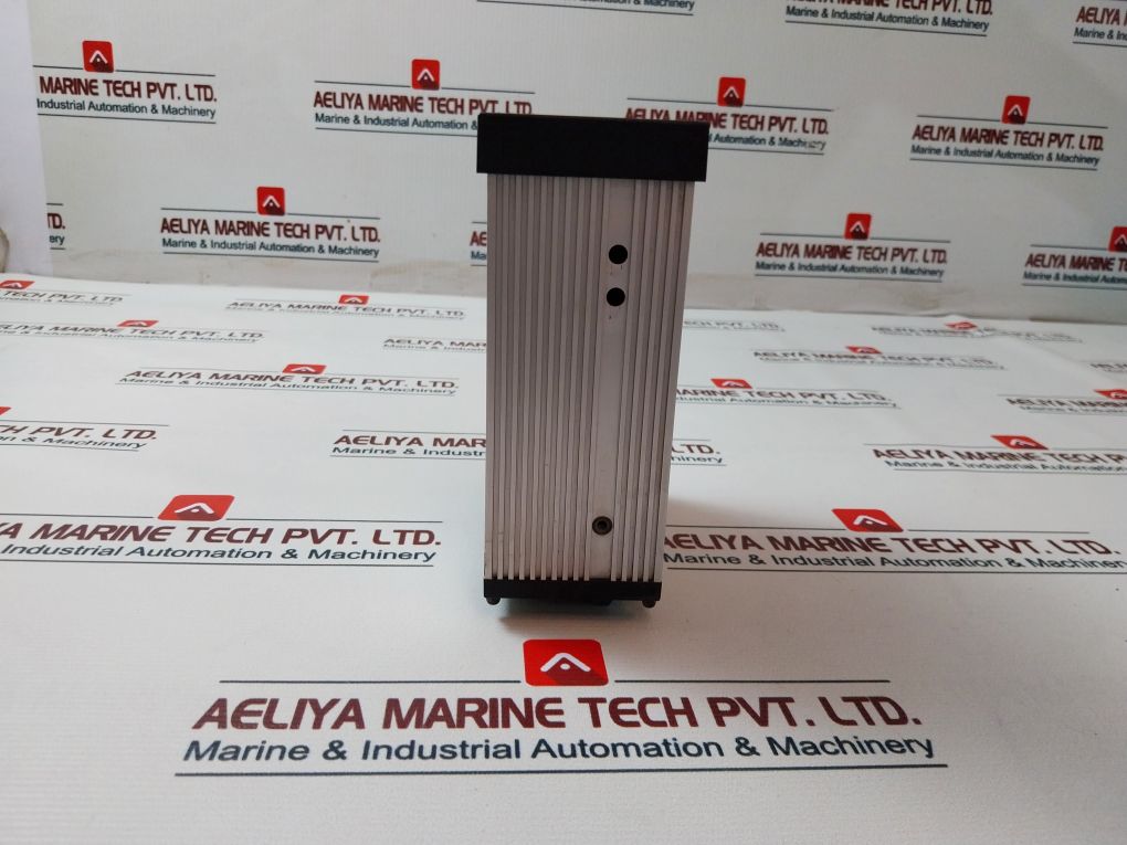 Vaf Instruments E405D-12E Flow Computer 5Amp 240Vac