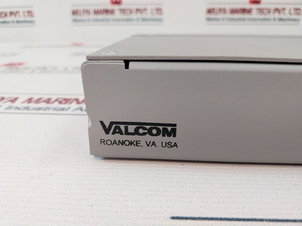 Valcom V-9964 Stacking Feedback Eliminator 8 Ohms