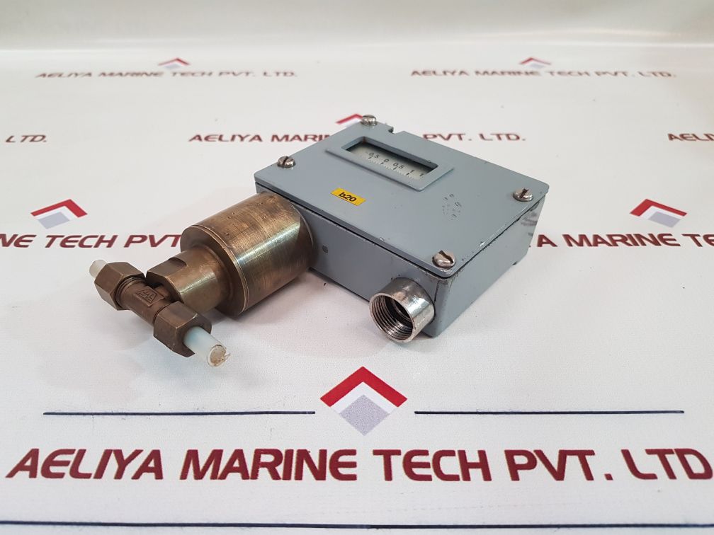 Varma Trafag 90C Pressure Switch