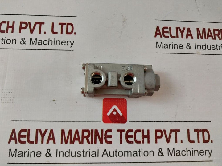 Versa Bsp-3308-316 Three-way Directional Control Valve