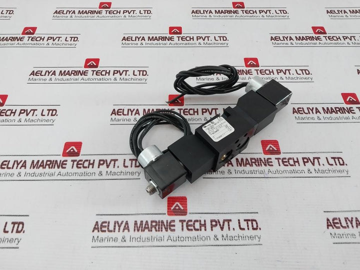 Versa Cgg-4232-nb3-228L-d024 Pneumatic Double Acting Solenoid Valve