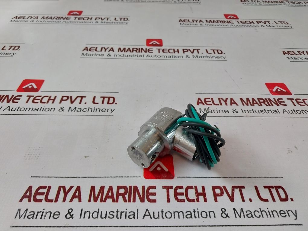 Versa E5Sm-3201-34-l14-pc-st-xx-d024 Solenoid Valve