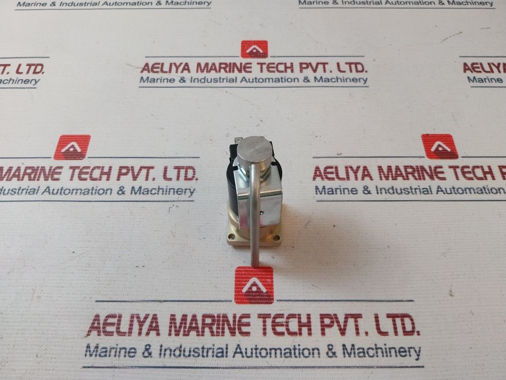 Versa Esm-3011-34-ars-e2Sp-z-38-d024 Three Way Solenoid Valve