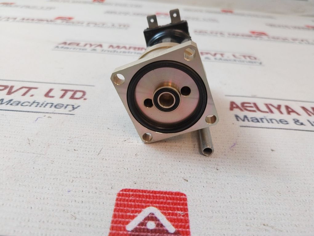 Versa Esm-3011-34-ars-e2Sp-z-38-d024 Three Way Solenoid Valve