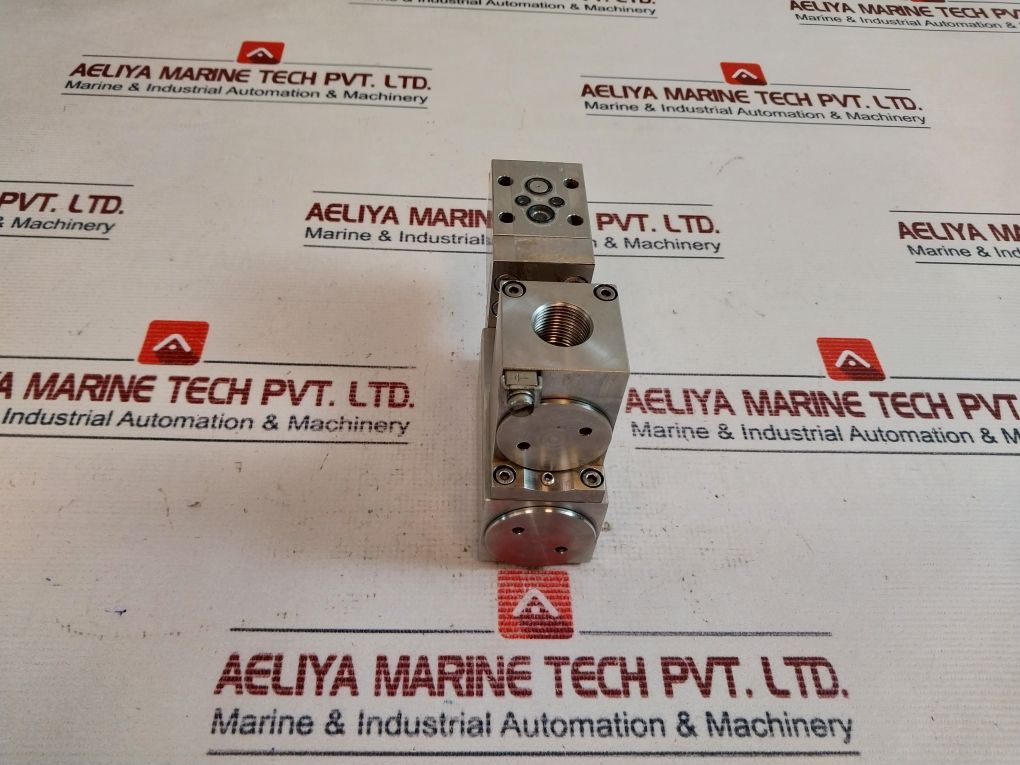 Versa Hsg-30201-xc-d024 Solenoid Valve 24 Vac/Dc