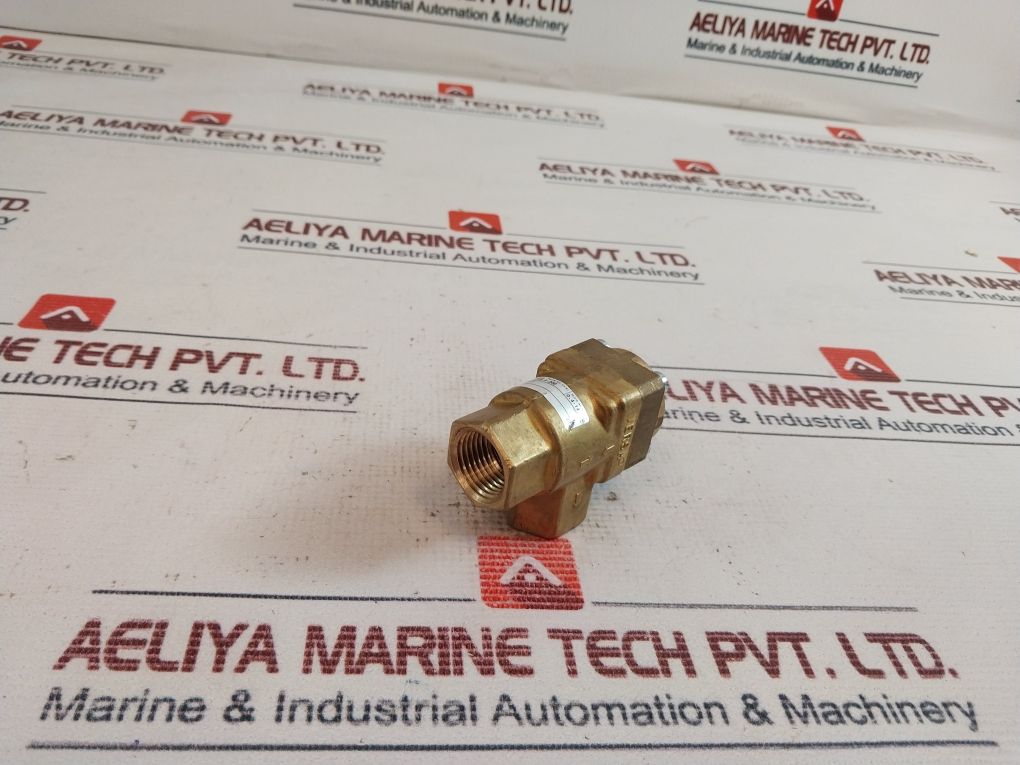 Versa Sv-5 Shuttle Valve