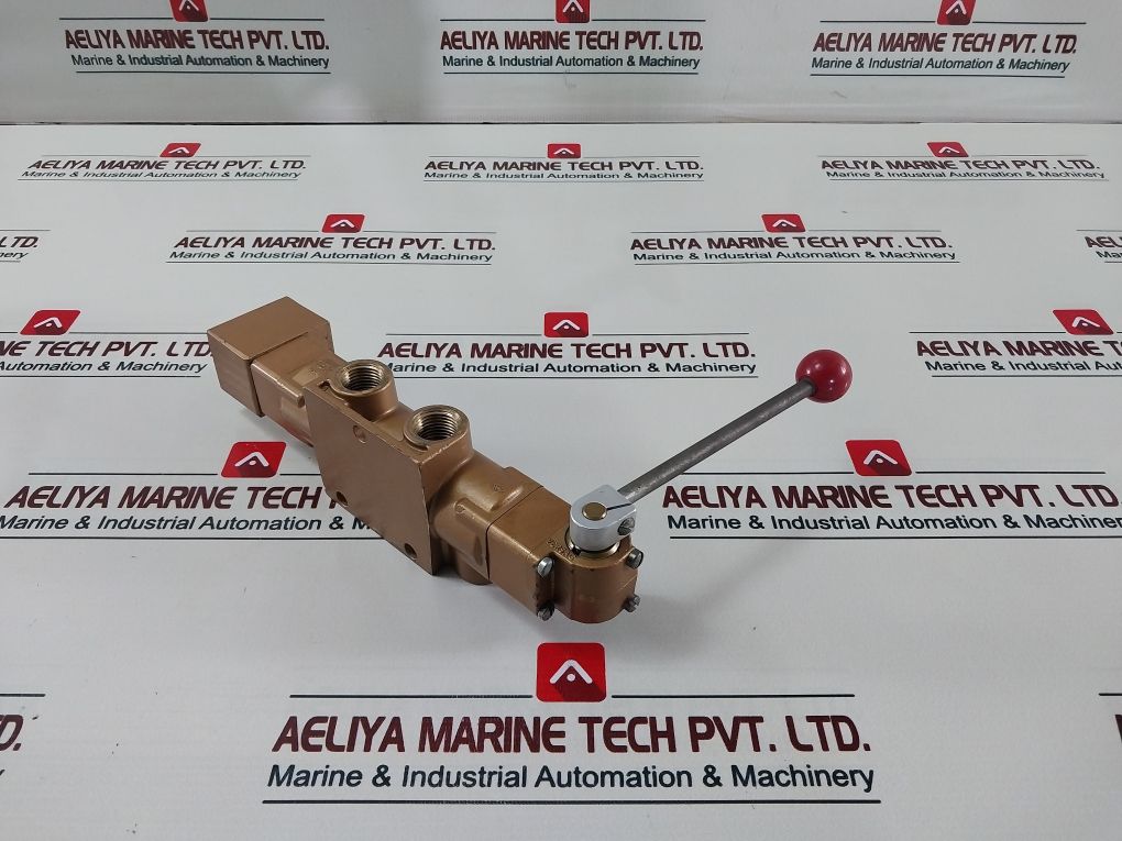 Versa Vaa-4504-135-4003P-eh6 Pneumatic Directional Valve 3A-018-2035