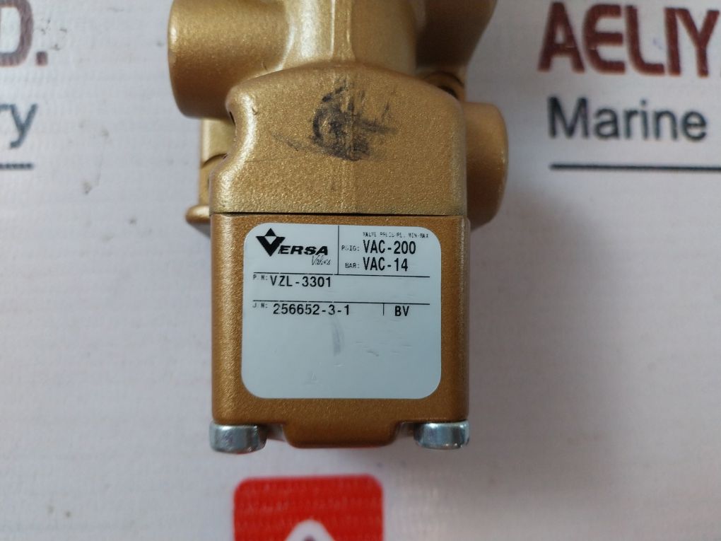 Versa Vzl-3301 3 Way Pneumatic Directional Valve 160-901-07-25