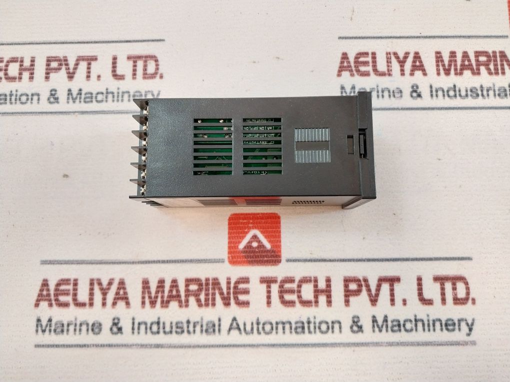 Vertex Vt4826+ Pid Temperature Controller