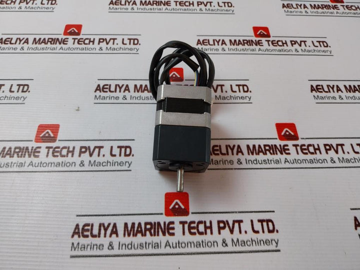 Vexta C6980-9012Gm 2-phase Stepping Motor