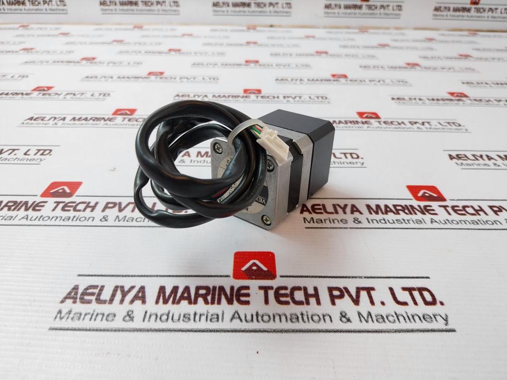 Vexta C6980-9012Gm 2-phase Stepping Motor