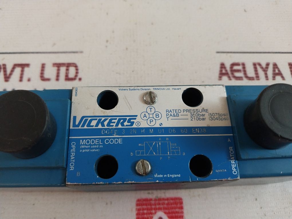 Vickers Dg4V 3 2N H M U1 D6 60 En38 Directional Control Valve 3045Psi