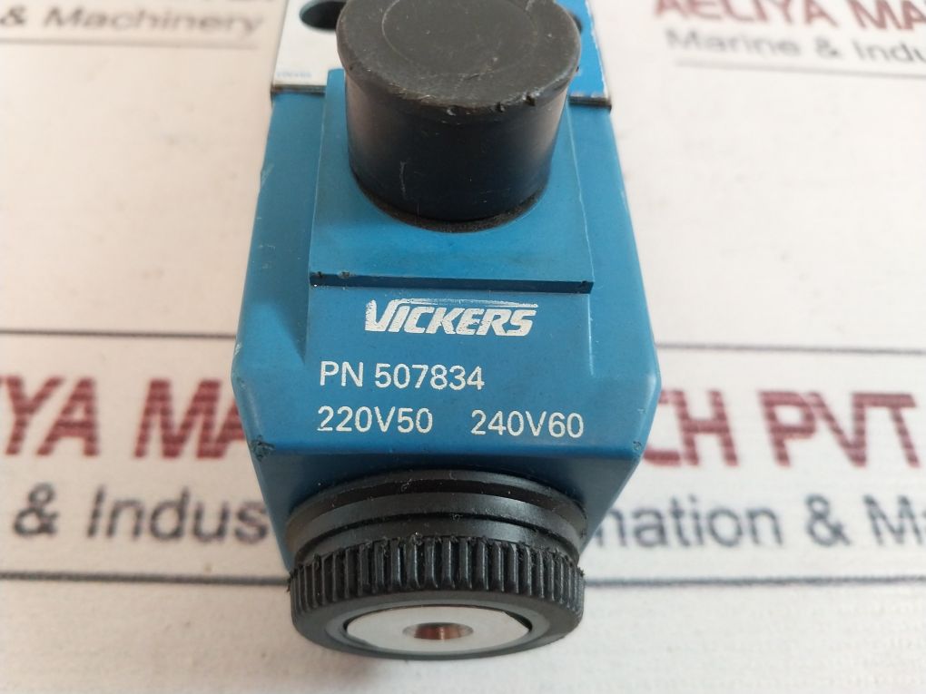 Vickers Dg4V 3 2N H M U1 D6 60 En38 Directional Control Valve 3045Psi