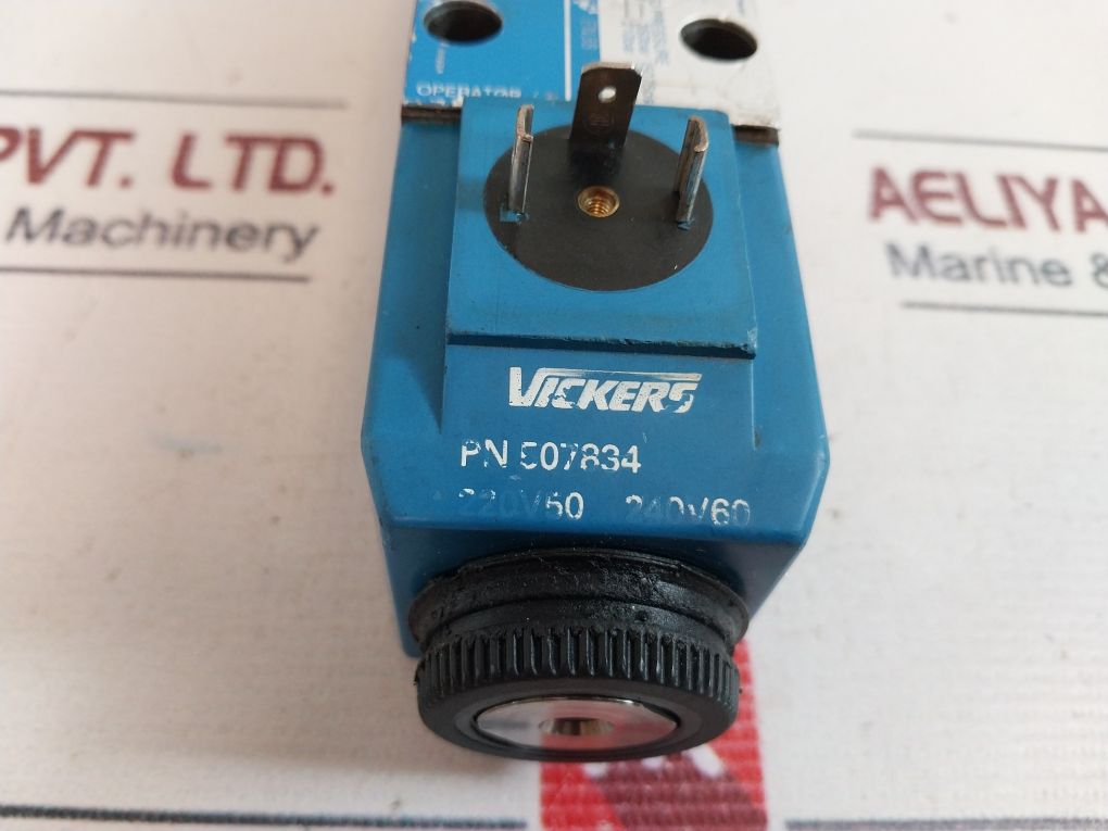 Vickers Dg4V 3 2N H M U1 D6 60 En38 Hydraulic Directional Valve
