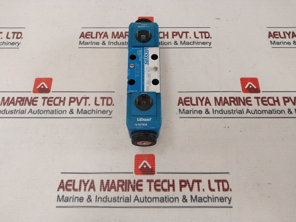 Vickers Dg4V 3 6C H M U1 D6 60 En38 Solenoid Directional Control Valve