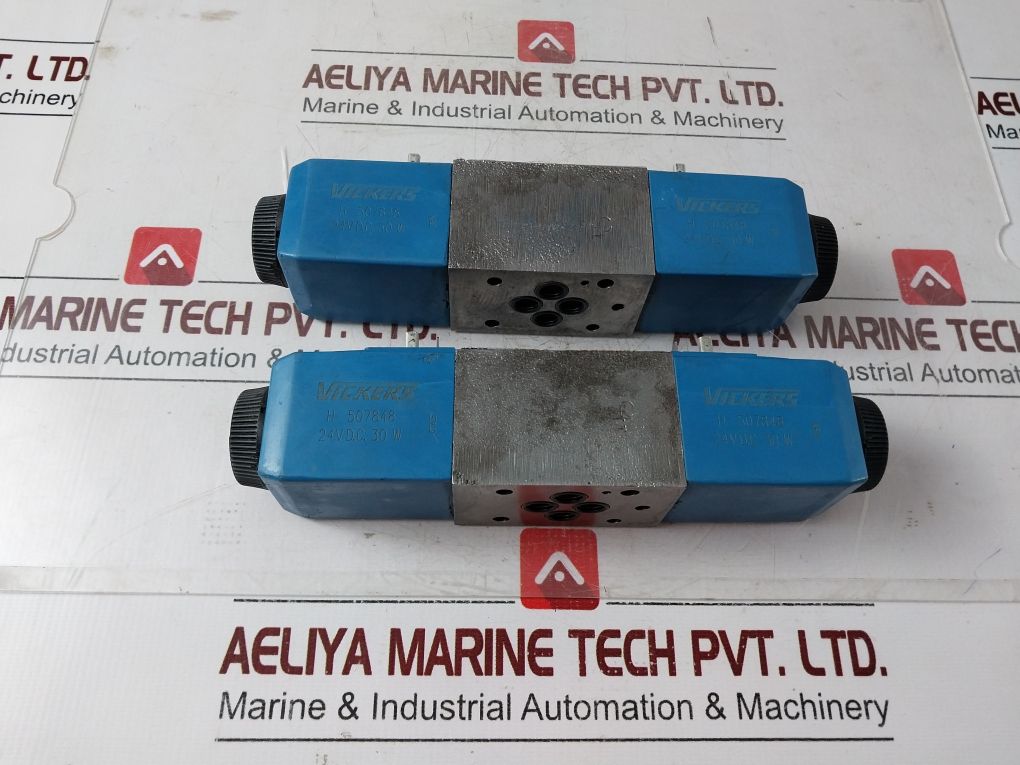 Vickers Dg4V 3S 2C M U H5 60 Solenoid Valve