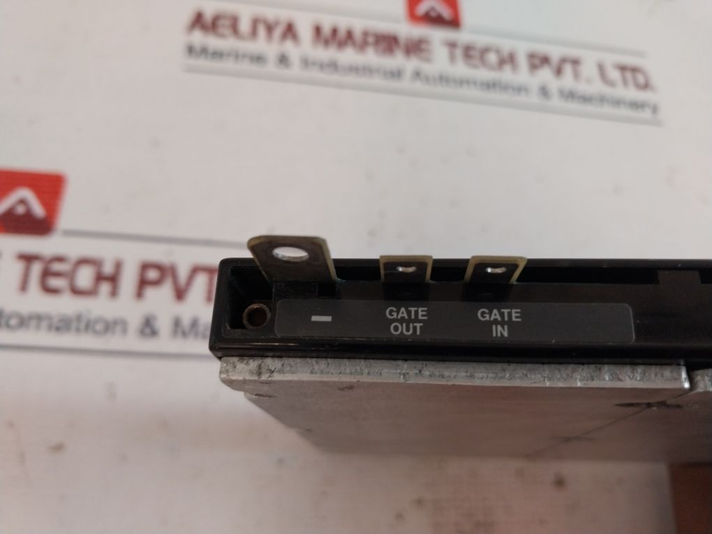 Vicor Vi-n4L-cm Dc-dc Converter