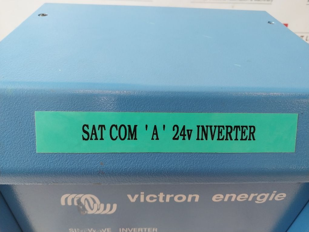 Victron Phoenix 24/750 Sinewave Inverter 750 Watt