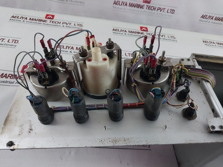 Volvo Penta Type 2700 Engine Controller 0-10 Kg/Cm2 0-150 Psi