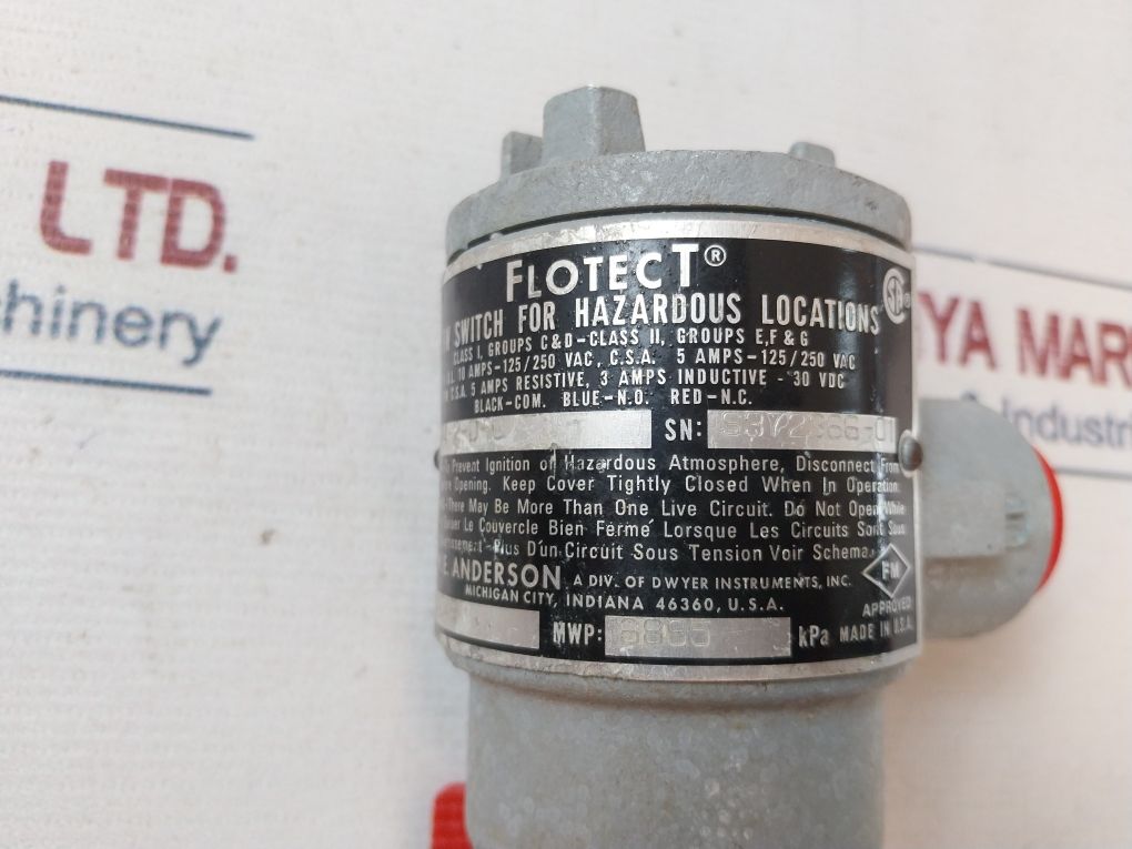 W.E.Anderson V4-2-d-u Flow Switch