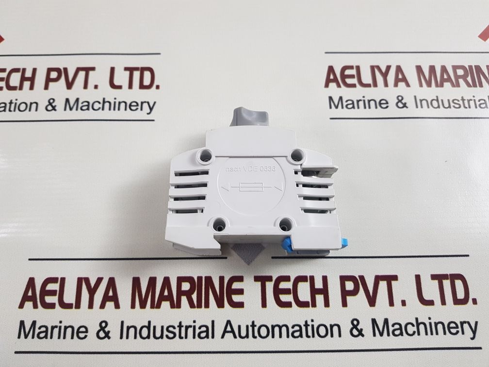 Wöhner 63A 400V Fuse Socket