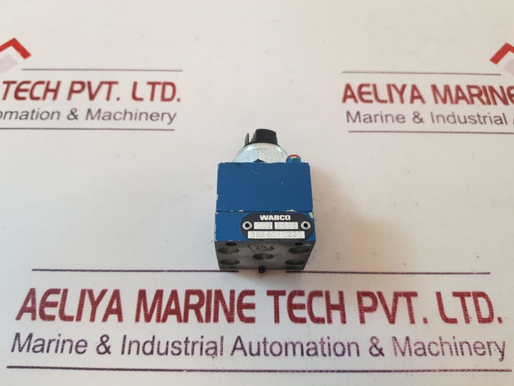 Wabco 3526010220 pressure control valve