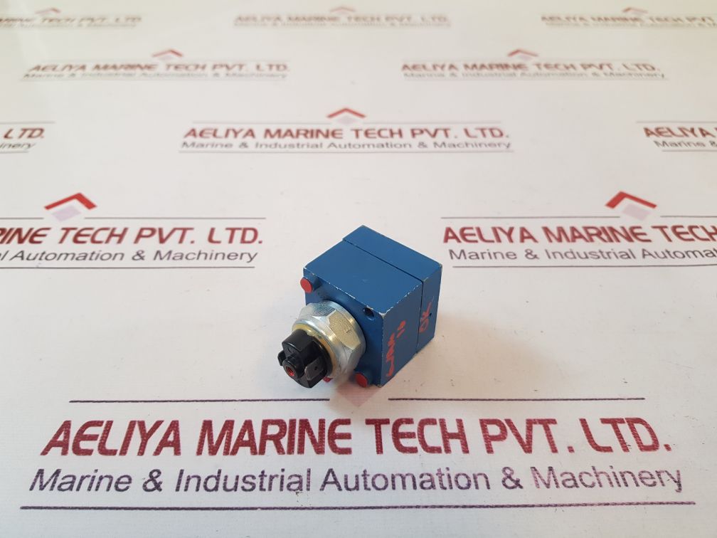 Wabco 3526010220 pressure control valve